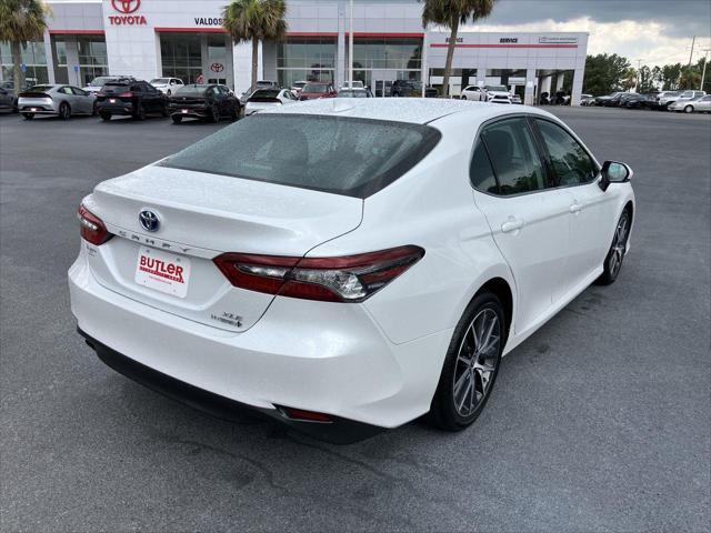 used 2022 Toyota Camry Hybrid car, priced at $28,901