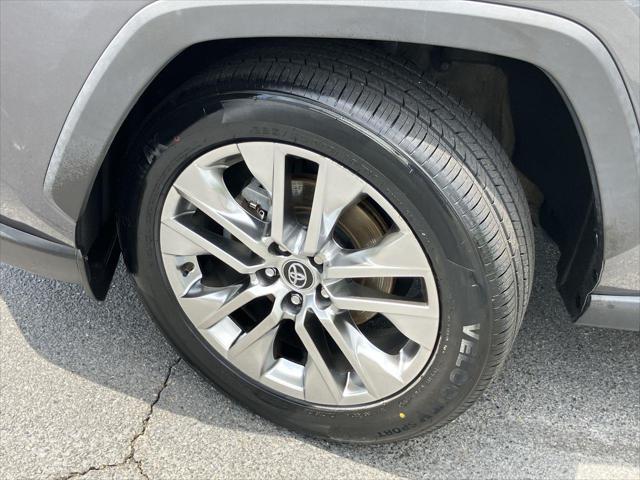 used 2020 Toyota RAV4 car, priced at $26,901