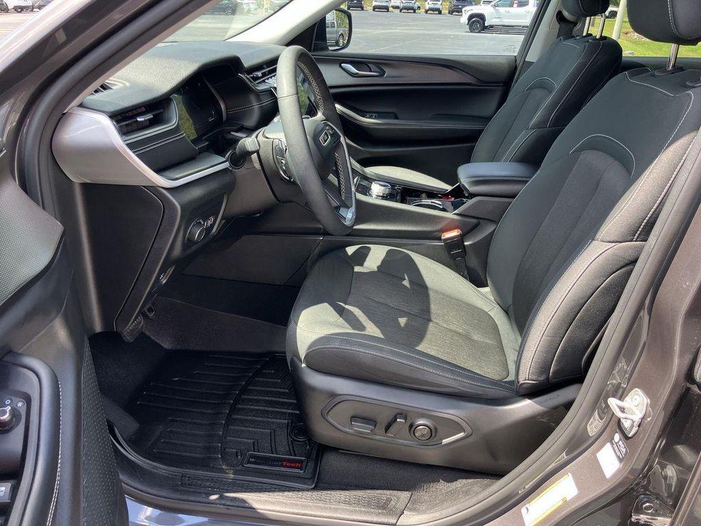 used 2023 Jeep Grand Cherokee L car, priced at $26,901