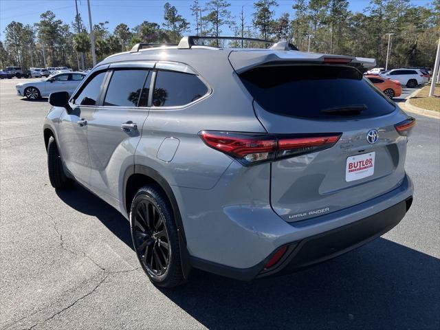 used 2023 Toyota Highlander Hybrid car, priced at $47,991