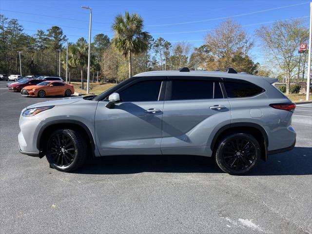 used 2023 Toyota Highlander Hybrid car, priced at $47,991