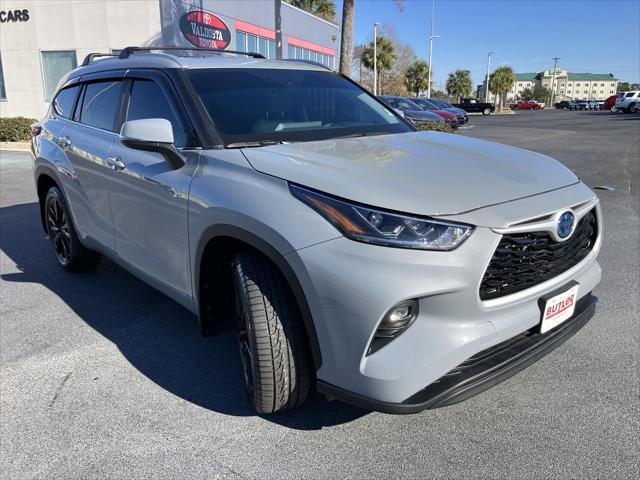 used 2023 Toyota Highlander Hybrid car, priced at $47,991