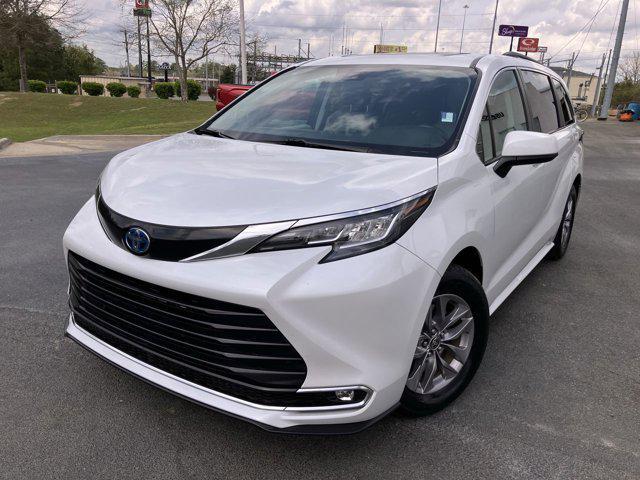 used 2022 Toyota Sienna car, priced at $39,868