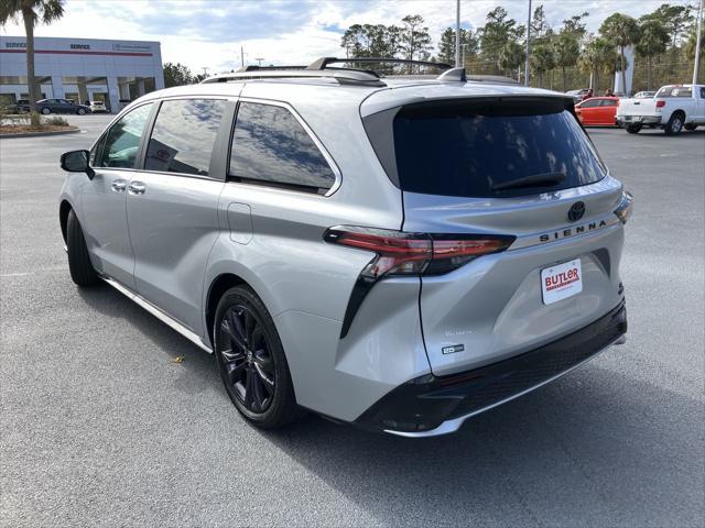 used 2023 Toyota Sienna car, priced at $45,445