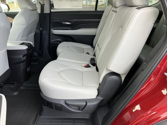 new 2025 Toyota Grand Highlander car, priced at $56,579