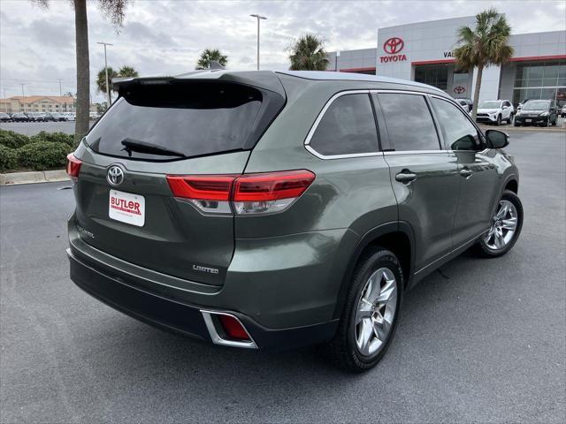 used 2018 Toyota Highlander car, priced at $25,395