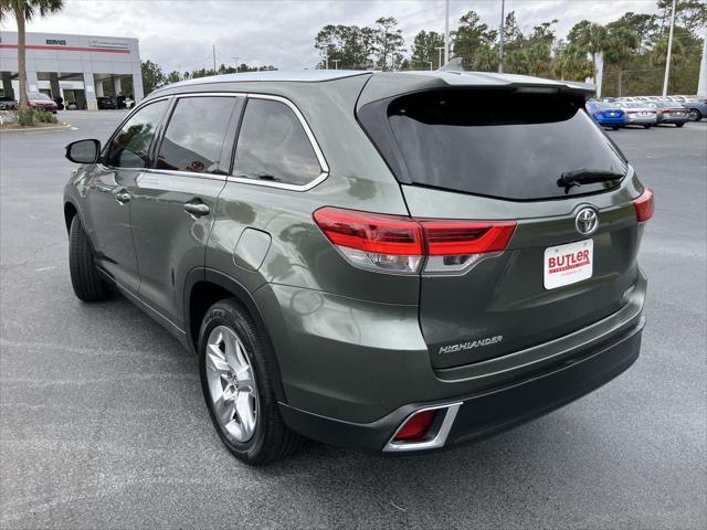 used 2018 Toyota Highlander car, priced at $25,395