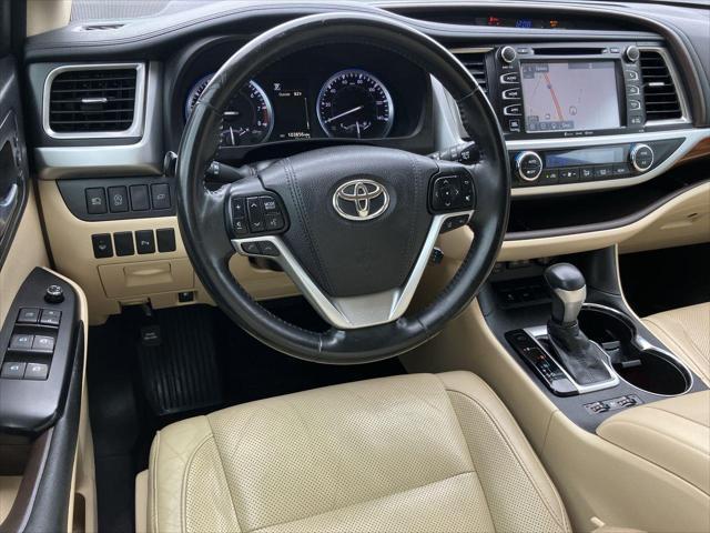 used 2018 Toyota Highlander car, priced at $25,395