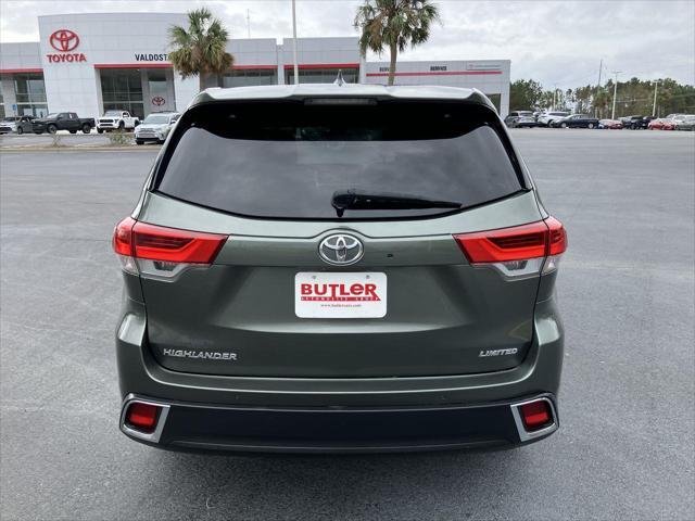 used 2018 Toyota Highlander car, priced at $25,395