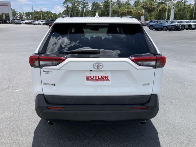 used 2020 Toyota RAV4 car, priced at $25,901