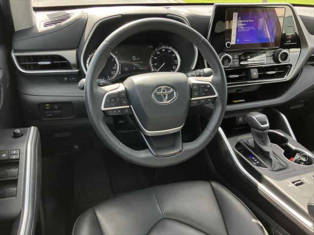 used 2024 Toyota Highlander car, priced at $43,901