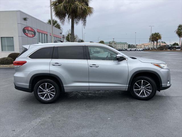 used 2018 Toyota Highlander car, priced at $24,901