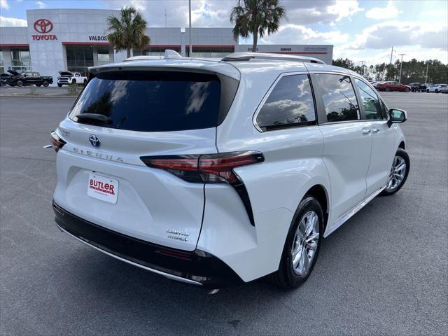 used 2024 Toyota Sienna car, priced at $57,900