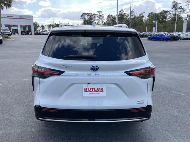 used 2024 Toyota Sienna car, priced at $57,900