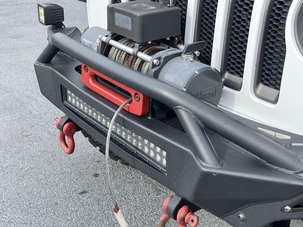 used 2018 Jeep Wrangler Unlimited car, priced at $28,291