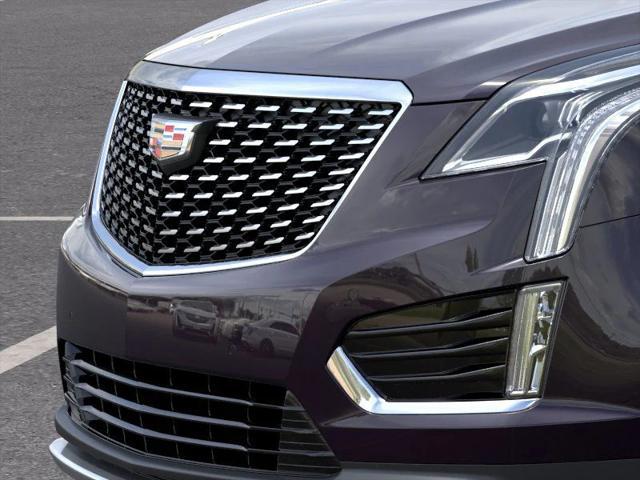 new 2025 Cadillac XT5 car, priced at $54,214