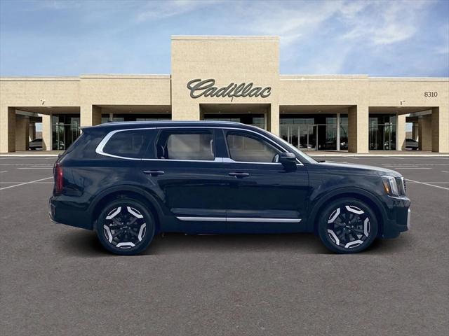 used 2024 Kia Telluride car, priced at $37,727