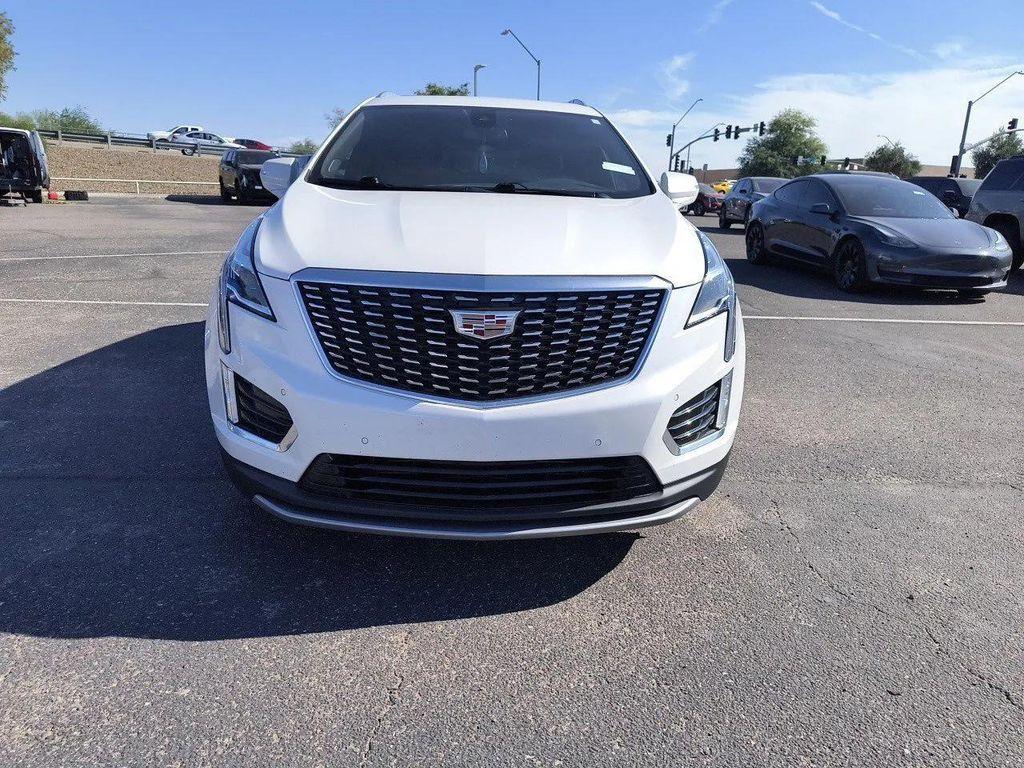 used 2022 Cadillac XT5 car, priced at $32,900