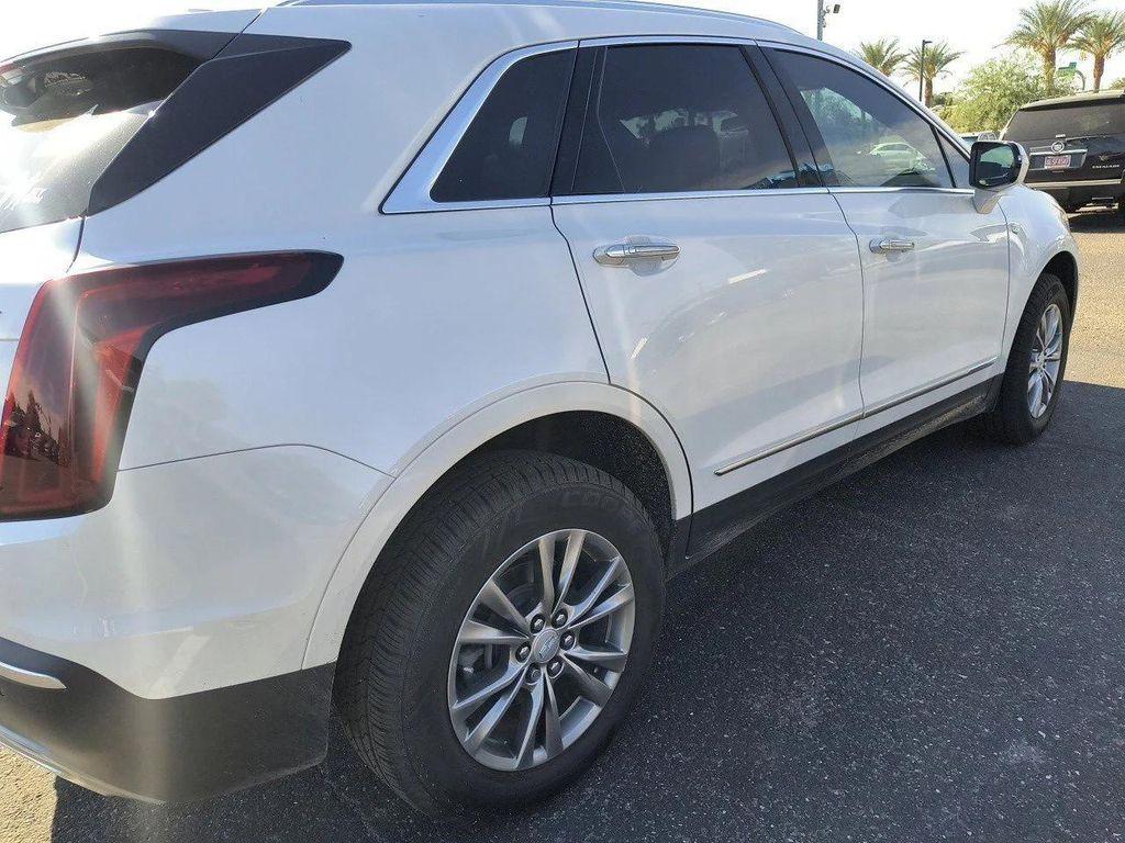 used 2022 Cadillac XT5 car, priced at $32,900