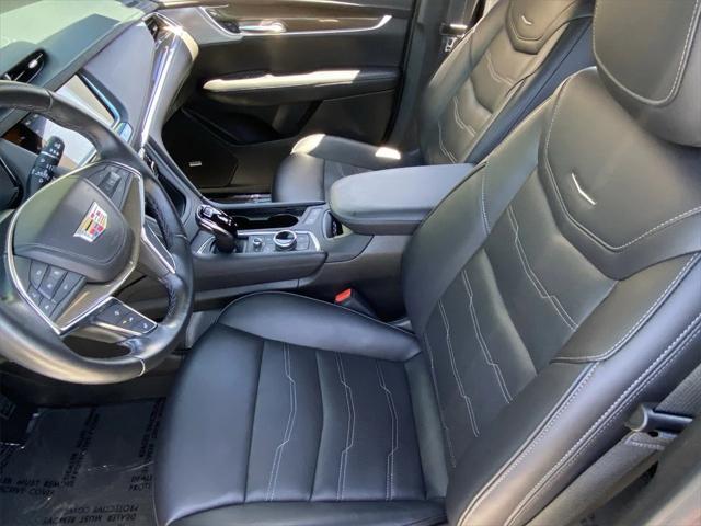 used 2022 Cadillac XT5 car, priced at $43,900