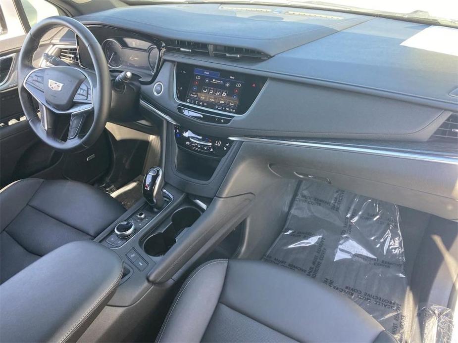 used 2021 Cadillac XT5 car, priced at $39,950