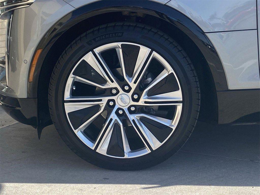 used 2024 Cadillac LYRIQ car, priced at $47,924
