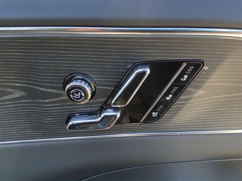 used 2024 Cadillac LYRIQ car, priced at $47,924