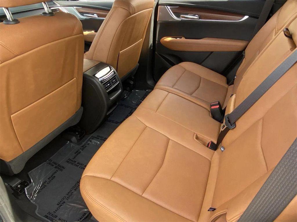 used 2022 Cadillac XT5 car, priced at $31,497