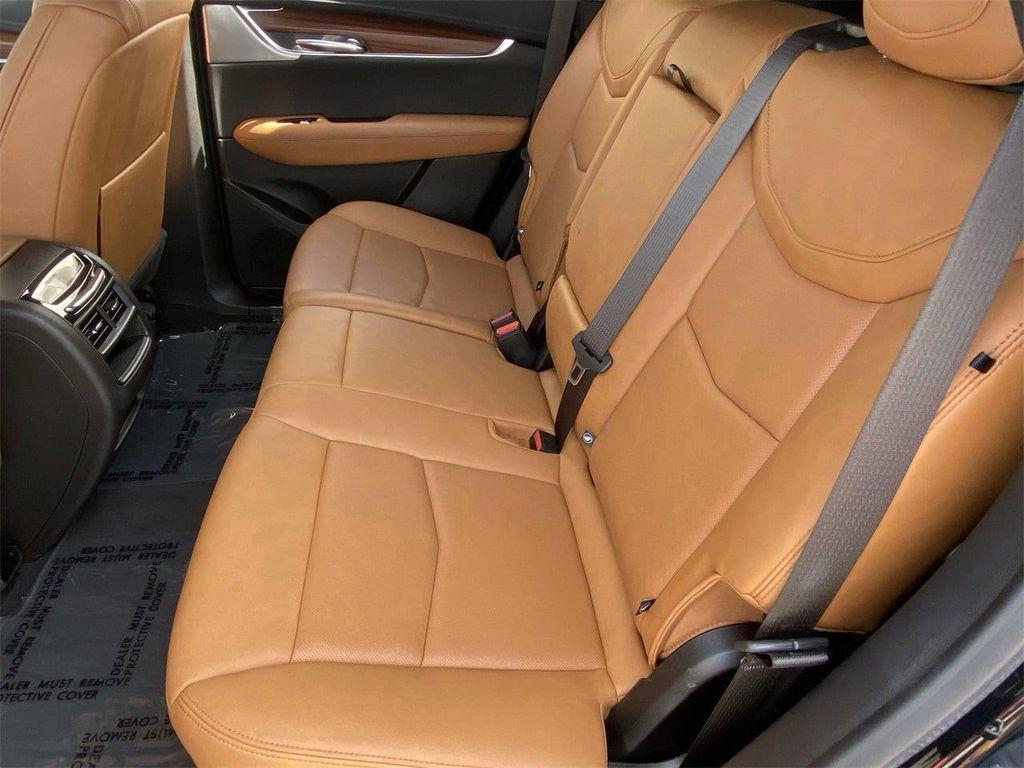 used 2022 Cadillac XT5 car, priced at $31,497