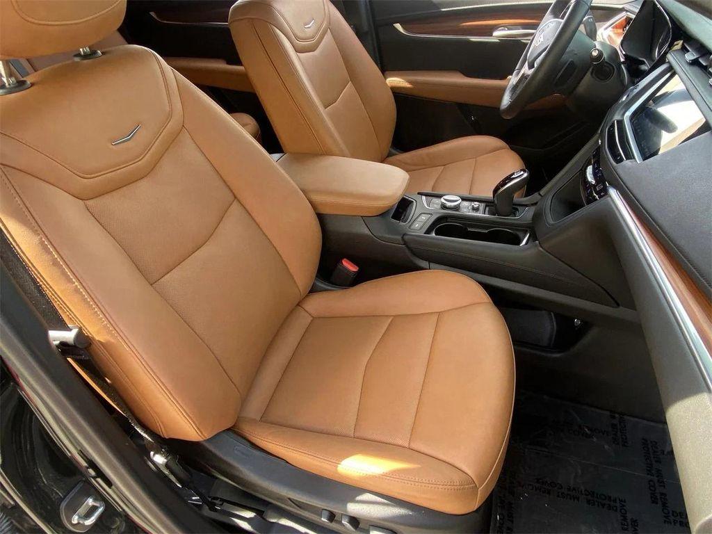 used 2022 Cadillac XT5 car, priced at $31,497