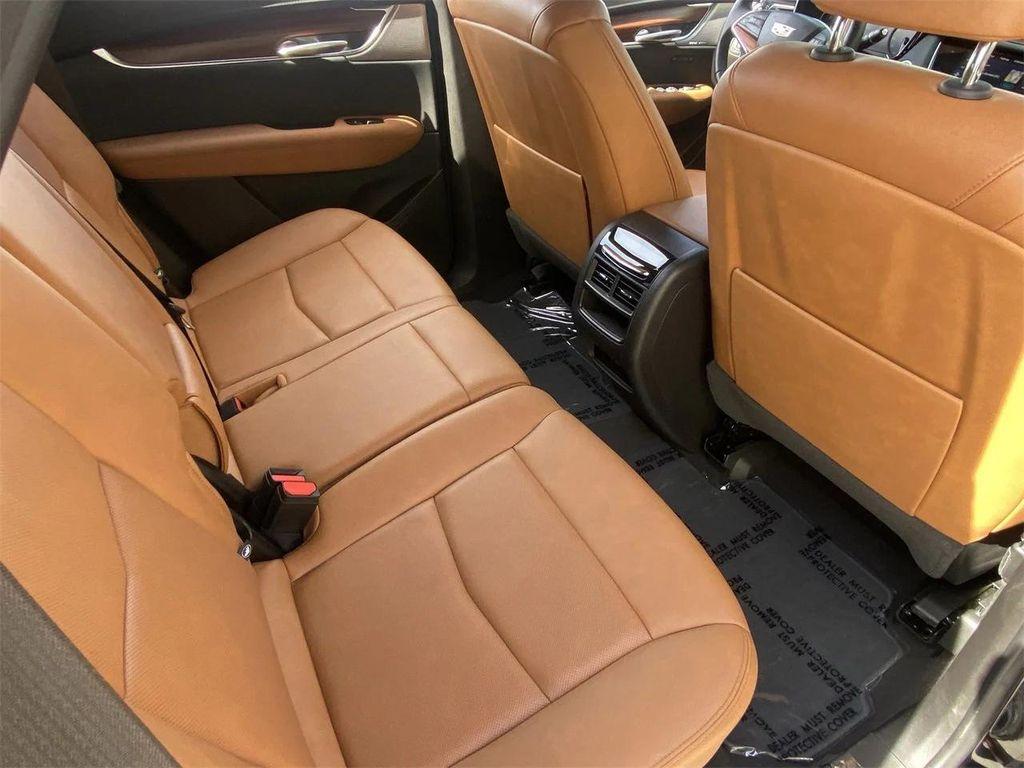 used 2022 Cadillac XT5 car, priced at $31,497