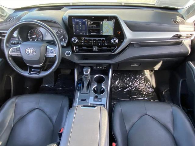 used 2020 Toyota Highlander car, priced at $32,949