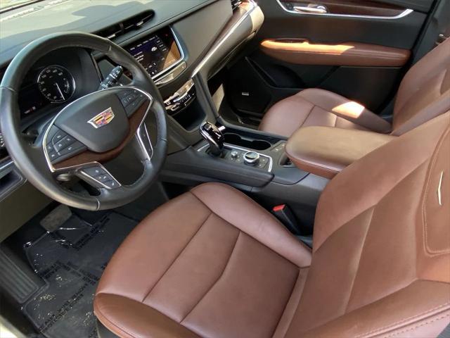 used 2022 Cadillac XT5 car, priced at $42,900