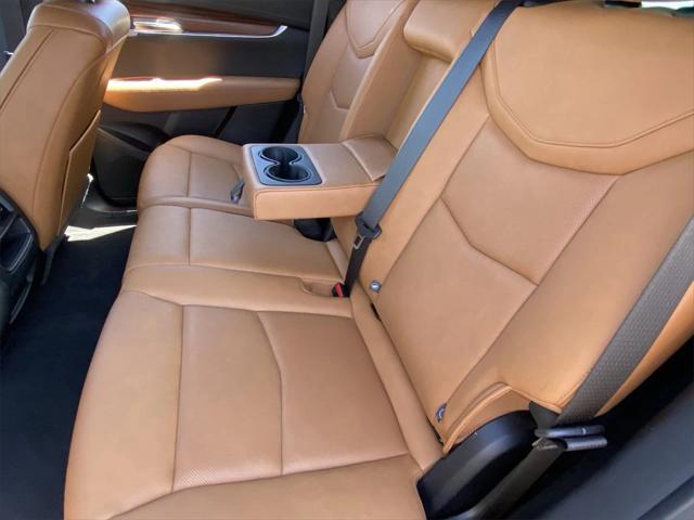 used 2022 Cadillac XT5 car, priced at $38,900