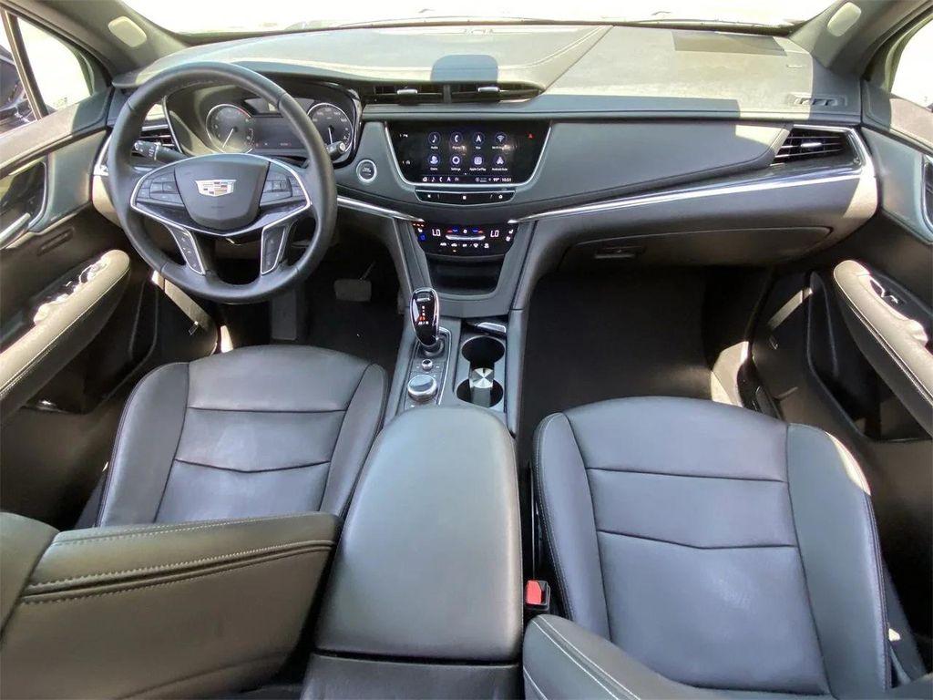 used 2021 Cadillac XT5 car, priced at $29,957