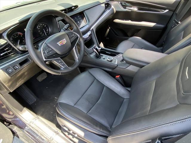 used 2021 Cadillac XT5 car, priced at $34,900
