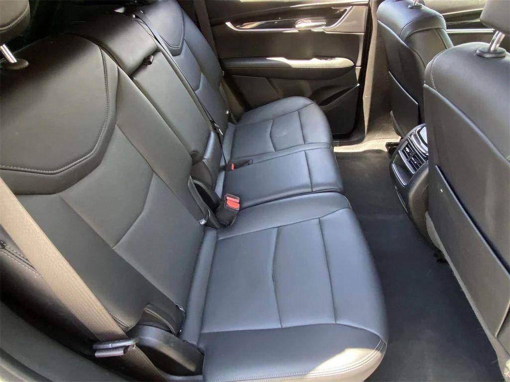 used 2021 Cadillac XT5 car, priced at $29,957