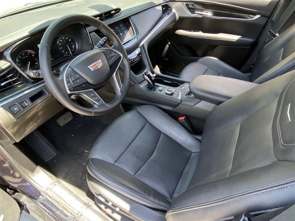 used 2021 Cadillac XT5 car, priced at $29,957