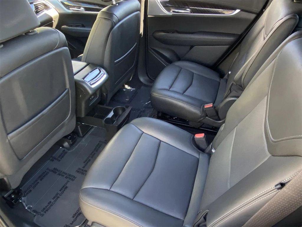 used 2025 Cadillac XT6 car, priced at $48,900