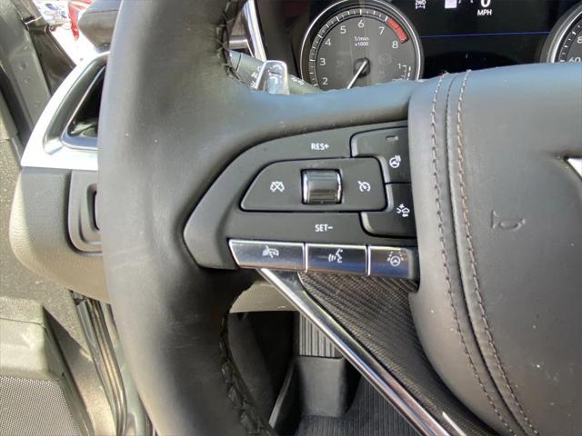 used 2025 Cadillac XT6 car, priced at $65,990