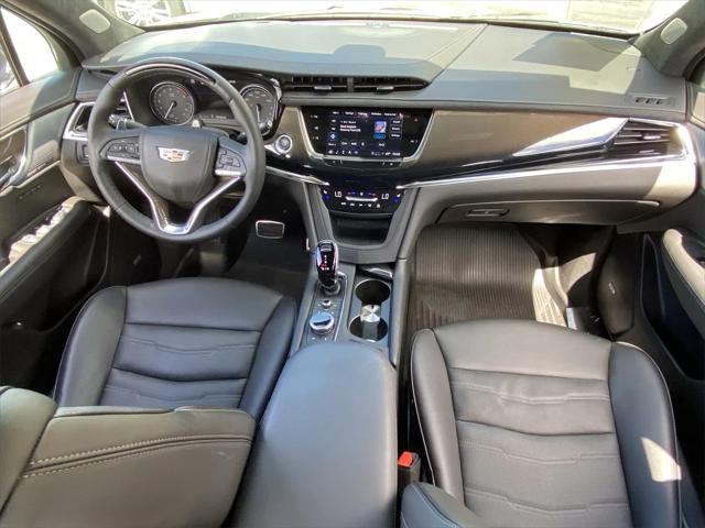 used 2025 Cadillac XT6 car, priced at $65,990