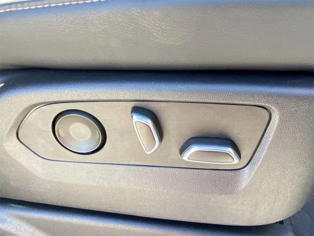 used 2022 Cadillac Escalade car, priced at $65,900