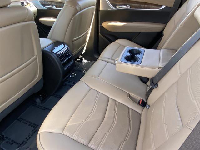used 2022 Cadillac XT5 car, priced at $44,500
