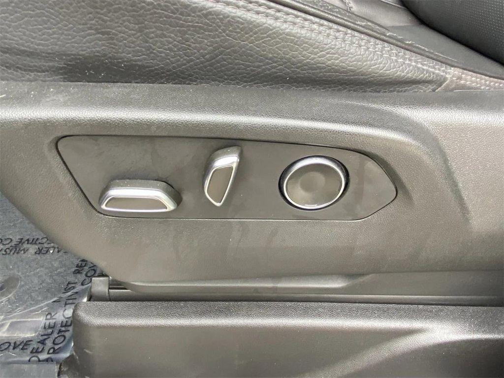 used 2021 GMC Yukon XL car, priced at $44,788