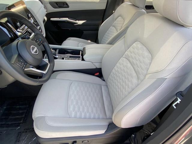 used 2025 Nissan Pathfinder car, priced at $38,294