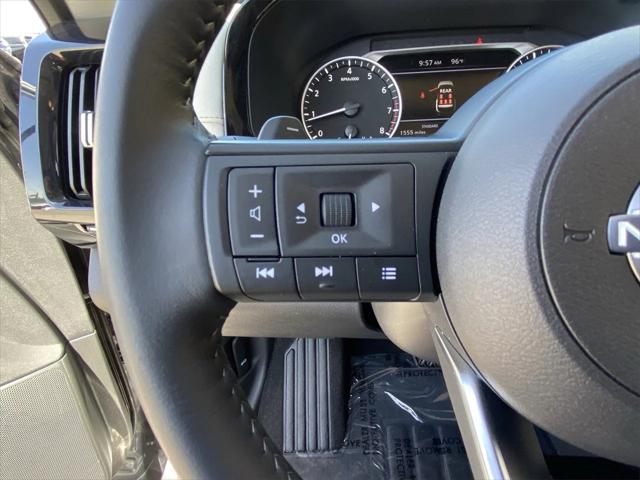 used 2025 Nissan Pathfinder car, priced at $38,294