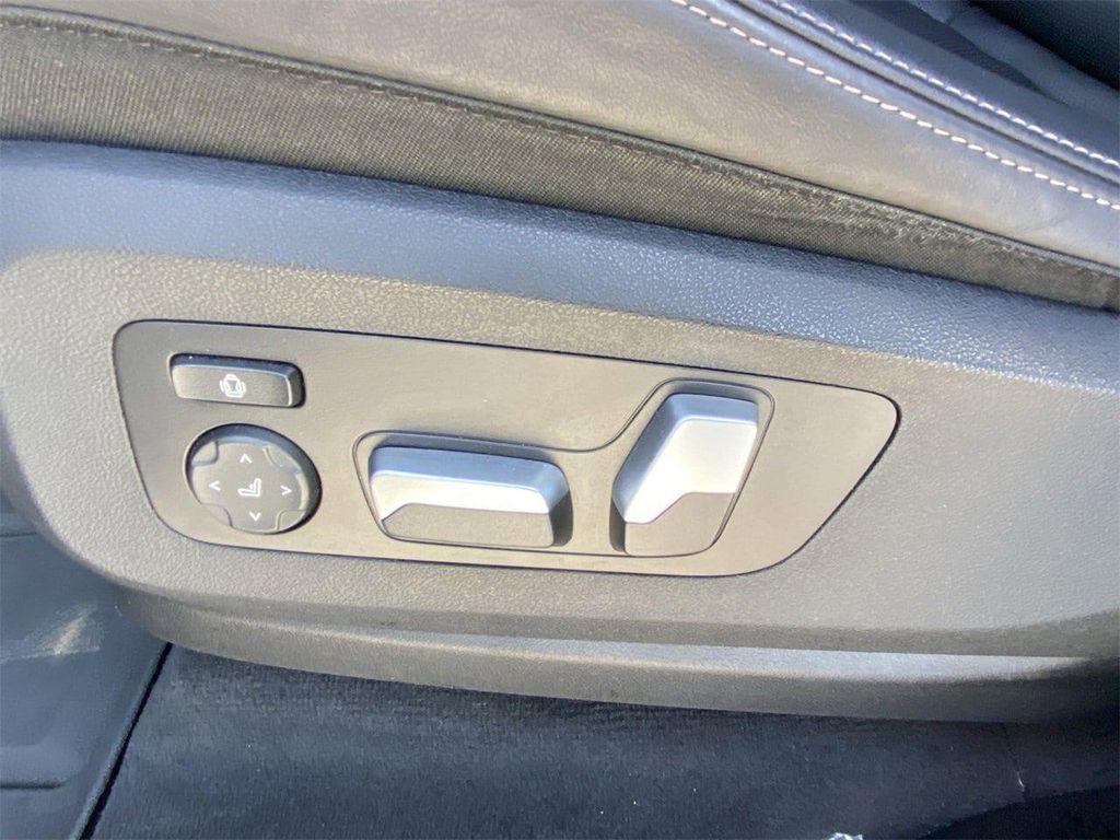 used 2023 BMW X5 car, priced at $41,984