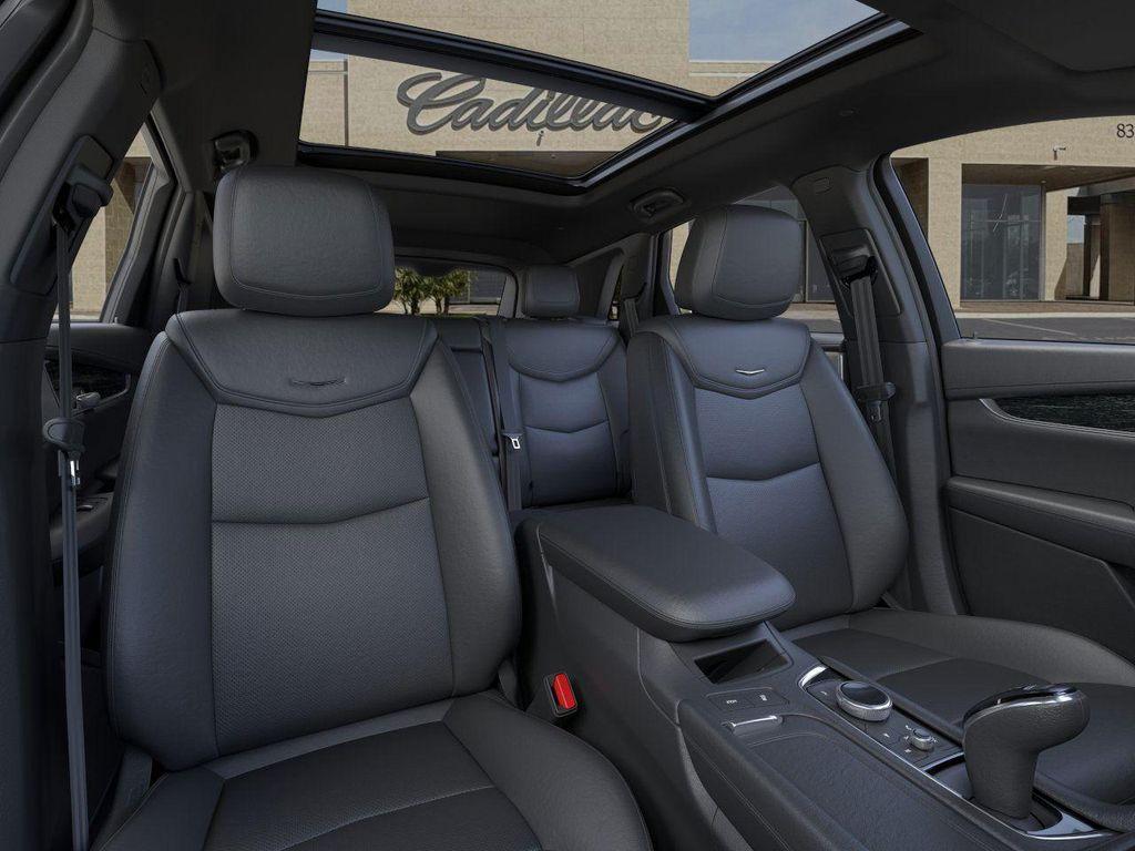 new 2025 Cadillac XT5 car, priced at $49,698