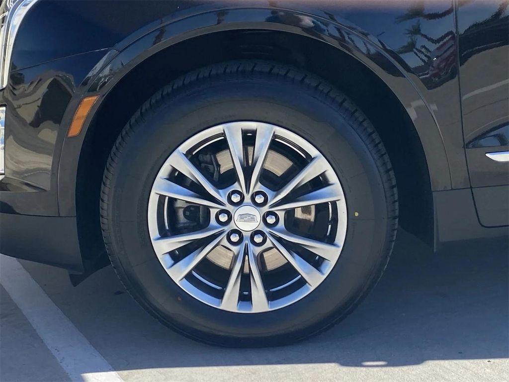 used 2021 Cadillac XT5 car, priced at $23,450