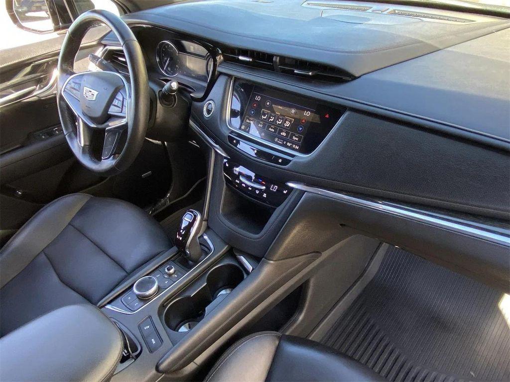 used 2021 Cadillac XT5 car, priced at $23,450